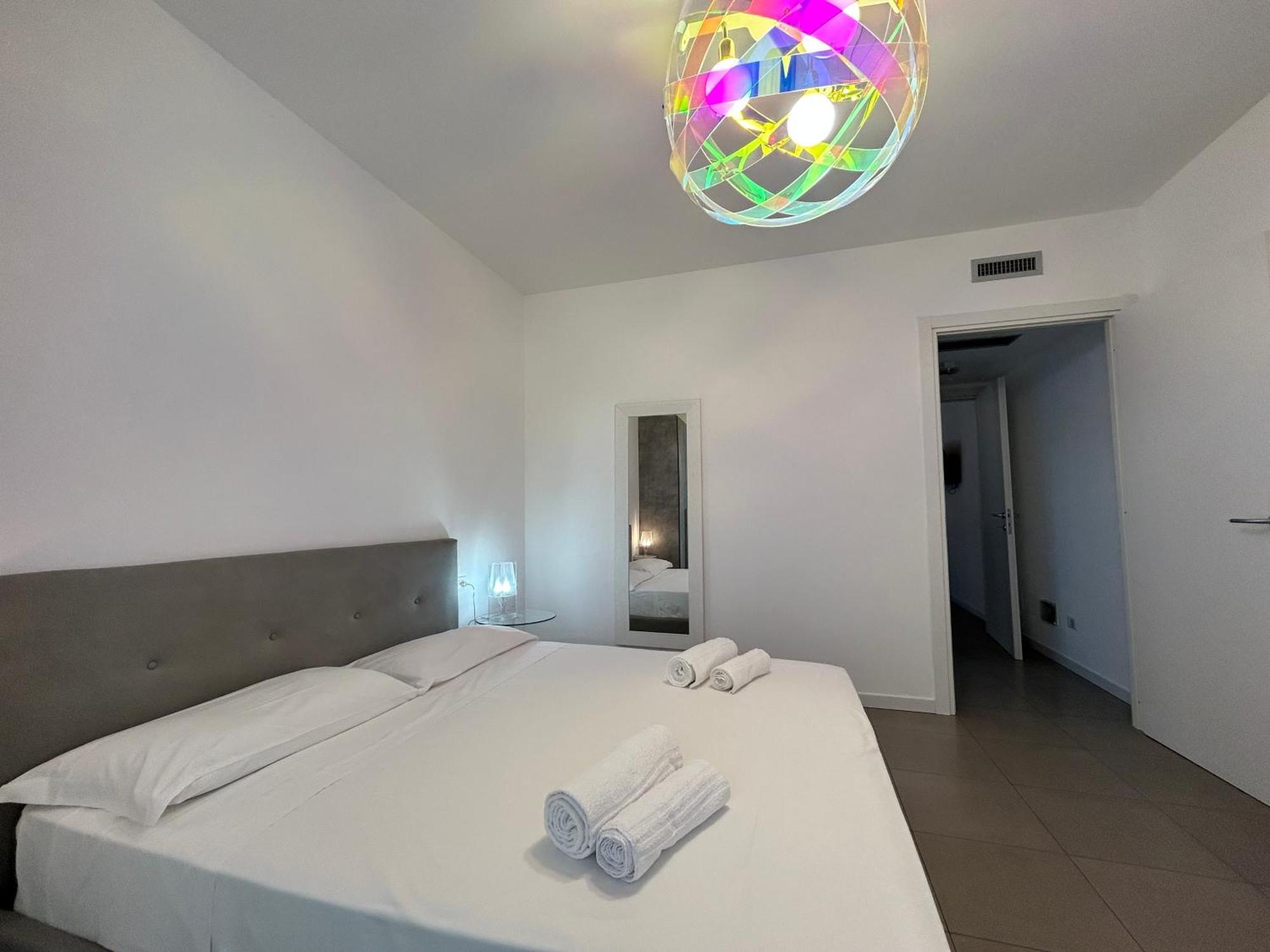 Vivaldi Home - Immobili E Soluzioni Rent Bergamo Luaran gambar